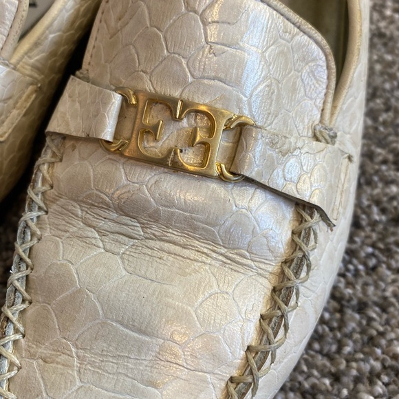 Escada Light Gold/Tan Croc Embossed Moccasin Flats Italy 5.5 - Picture 8 of 10